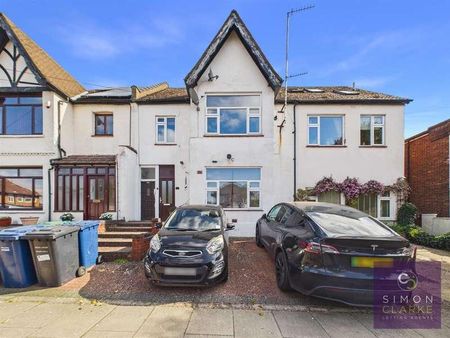 Abercorn Road, Mill Hill, NW7 - Photo 2