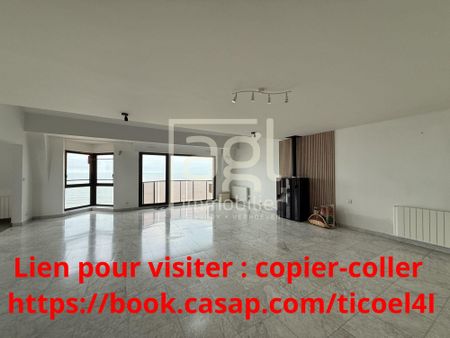 Location Appartement 7 pièces 225m² MALO LES BAINS 59240 - Photo 4