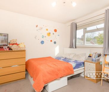 3 bedroom semi-detached house to rent - Photo 6