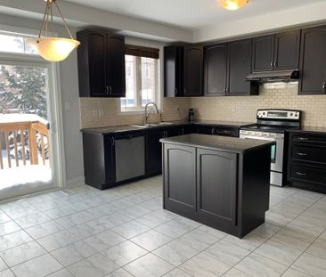 For Lease - 228 Vanda Drive, Vaughan, Ontario - Photo 2