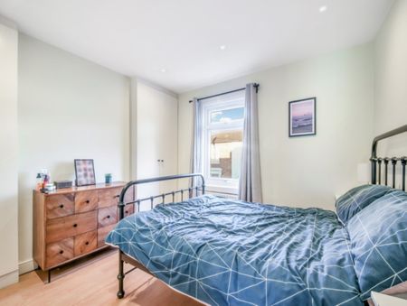 2 Bed Terraced House, Queen Street, CR0 - Photo 5