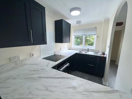 1 bedroom flat to rent - Photo 4