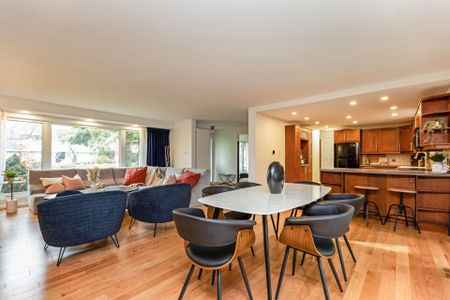 For Lease - 12 Pellan Crescent, Kanata, Ontario - Photo 2