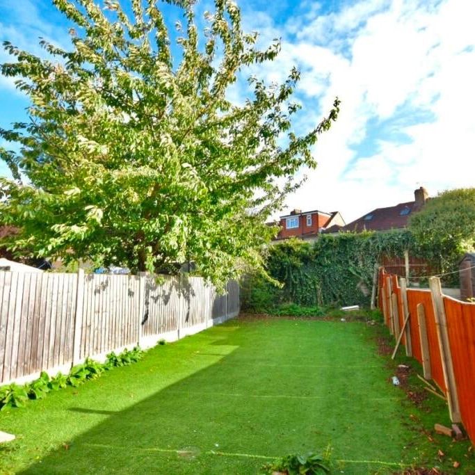 5 Bed Terraced House, Harringay Gardens, N8 - Photo 1