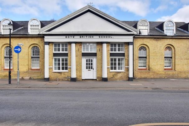 1 bedroom ground floor flat to rent - Photo 1