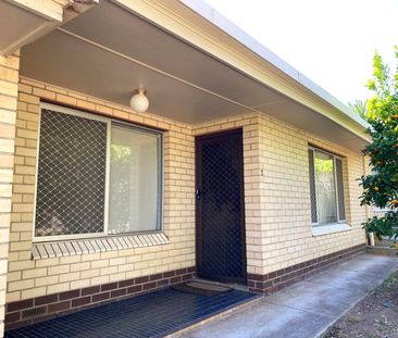 Available Now! Well Maintained 2 Bedroom Unit in a Convenient Locat... - Photo 4