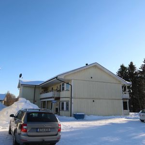 Fin 3a i Åmynnet i markplan med egen uteplats och ingång - Foto 3