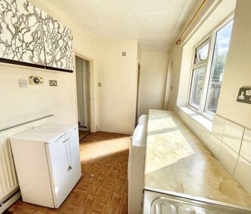 Austrey Avenue, Lenton Abbey, NG9, Property for rent - Photo 1