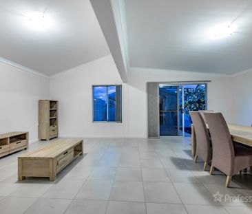 13 Broach Way, Alkimos WA 6038 - Photo 2