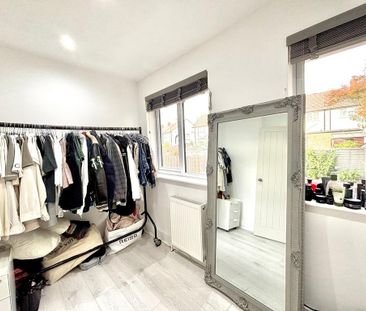 3 bedroom terraced house to rent - Photo 4