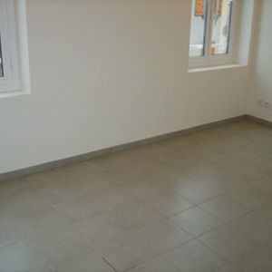 Location Appartement 1 pièce 25m² - Photo 3