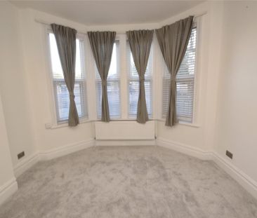 2 bedroom maisonette to rent - Photo 2