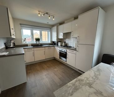 Trinity Way, Basingstoke, RG24 - Photo 2