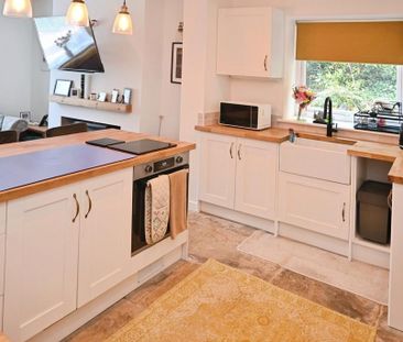 2 bedroom semi-detached house to rent - Photo 6