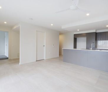 RELAXED COASTAL LIVING IN THE HEART OF KINGS - Photo 6