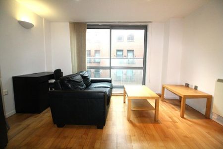 2 bedroom apartment to rent - Photo 4