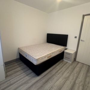 Pomeroy Lofts - Photo 2