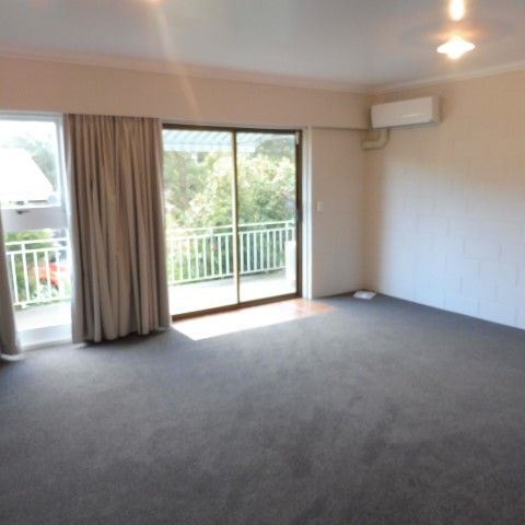 This awesome, refurbished, two bedroom unit has everything you need to enjoy a quiet, healthy and warm environment. - Photo 1