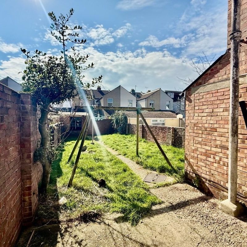 Chichester Road - Photo 1