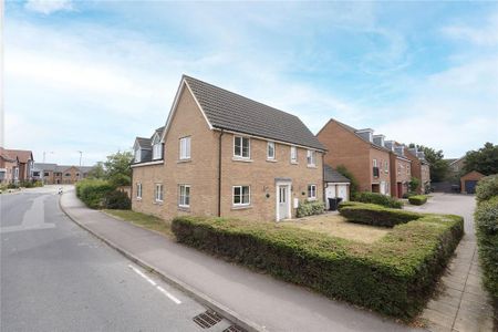 4 bedroom detached house to rent - Photo 2