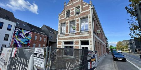 Appartement te huur in Hoogstraten voor € 1.275 met 2 slaapkamers - Photo 2