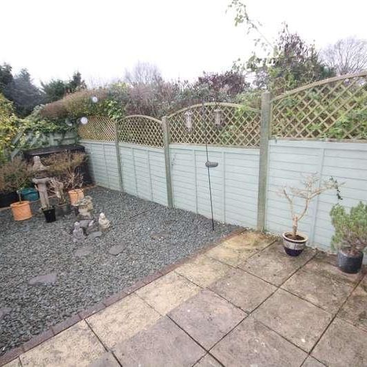 Spring Lane, Farnham Common, SL2 - Photo 1