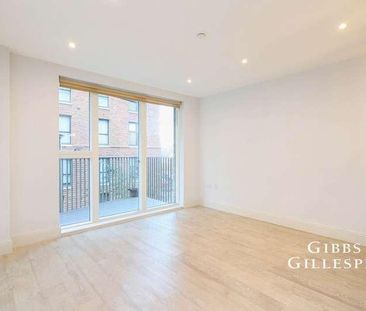 Memorial Avenue, Slough, Berkshire, SL1 - Photo 2