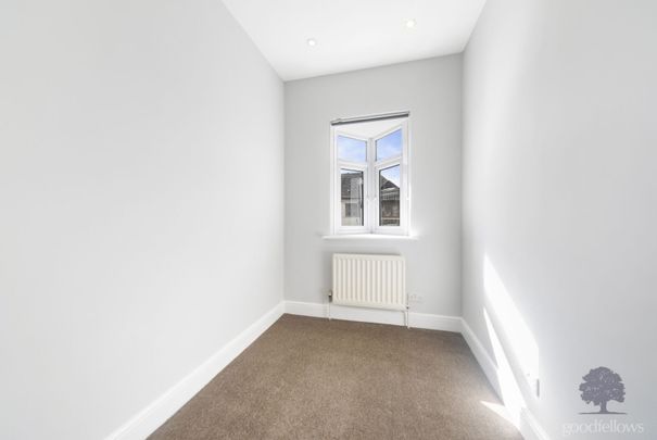 Ashbourne Road, Mitcham, CR4 - Photo 1