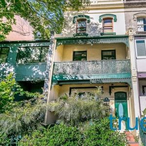 FURNISHED ROOM AVAILABLE - Photo 2