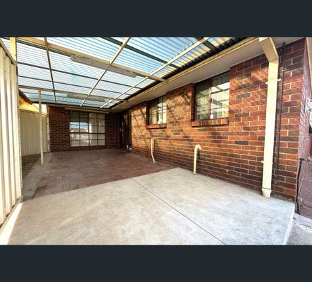 16 Wordsworth Place, Delahey, Vic 3037 - Photo 4