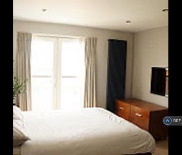 3 bedroom penthouse to rent - Photo 4
