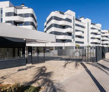 3 room luxury Flat for rent in Torremolinos, Spain - Photo 1