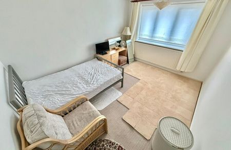 Sherwood Drive, Brierley Hill DY5 1UW - Photo 5