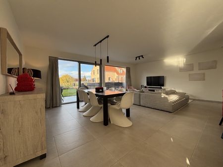 Recente, energiezuinige woning te huur te Roeselare - Foto 5