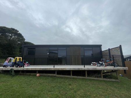 Property Management116A Hibiscus Coast Highway, Red Beach - Unit for Rent - Photo 4