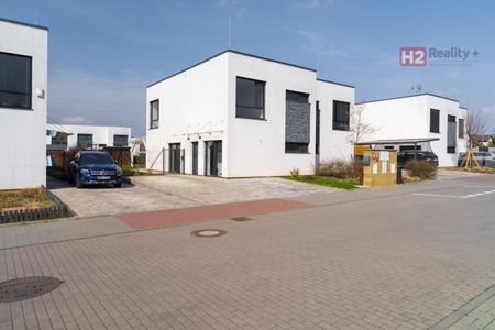 Pronájem rodinného domu 114 m², Lipoltická 956, Praha - Photo 5