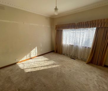 2 Bedroom home in the heart of Hamlyn Heights - Photo 2