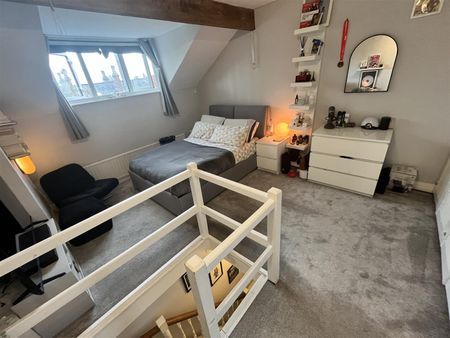 Ash Terrace, Headingley, LS6 3JD, Leeds - Photo 3