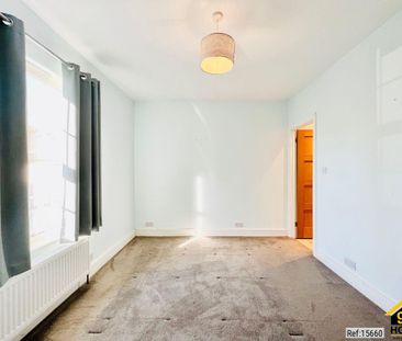 2 bed Terraced in Chipping Close , Barnet, EN5 2LY - Photo 2