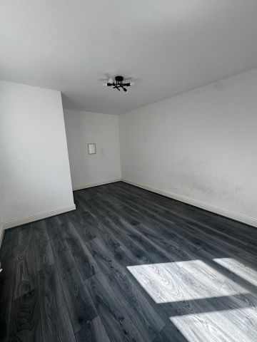 1 Bed Flat, Brownhill Road, SE6 - Photo 2