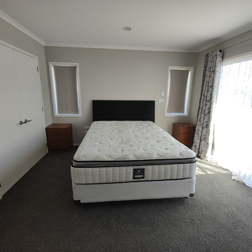 14A Basley Road, Owhata - Photo 1