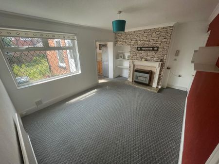 3 bedroom terraced house to rent - Photo 2
