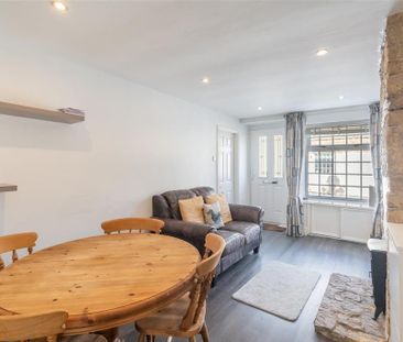 3 bedroom terraced house to rent - Photo 3