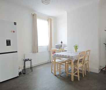 23 Woodheyes 1 - Photo 1