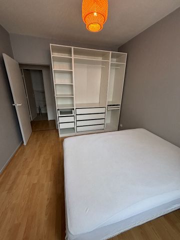 Location Appartement 3 pièces 68m² - Photo 3