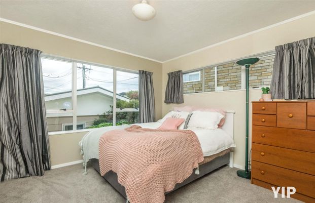 85 Mark Ave, Paparangi - Photo 1