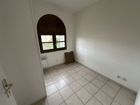 Location Appartement 2 pièces 35m² 34203 SETE CEDEX 34200 - Photo 2