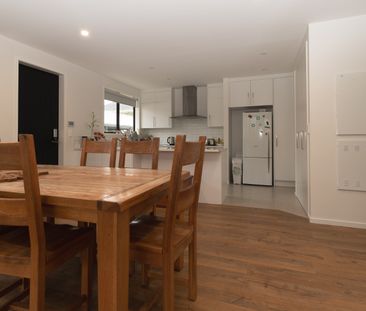 Newly Built Family Home - Photo 2