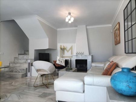 Luxury Semidetached House for rent in Estepona, Spain - Photo 4