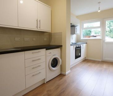 Property to rent - Photo 5